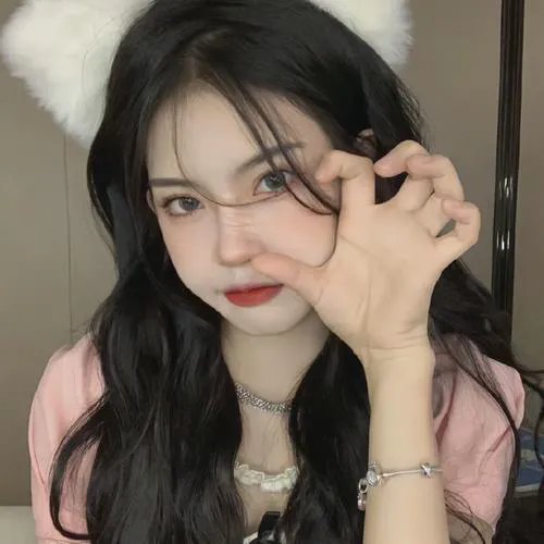 潜入豪门，我被哥哥宠翻了