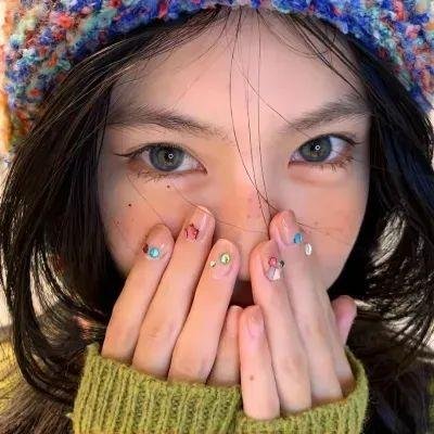 鸳鸯袖里握兵符